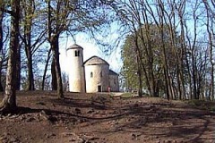 Rotunda svatého Jiří a svatého Vojtěcha na Řípu - foto T. Hordějčuk