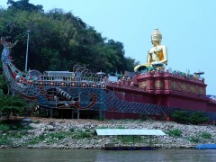 Thajsko - Buddha na Mekongu - foto Eva Čančíková